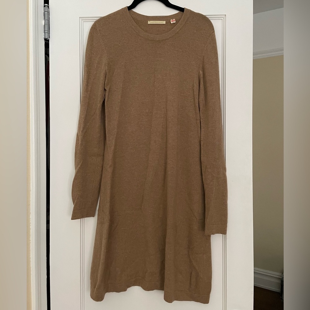 Uniqlo 100% cashmere Camel Long Sleeve Sweater Dress - size M